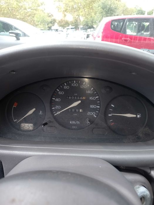 Nissan micra 1.3 gasolina caixa automatica mecanica irrepreensivel