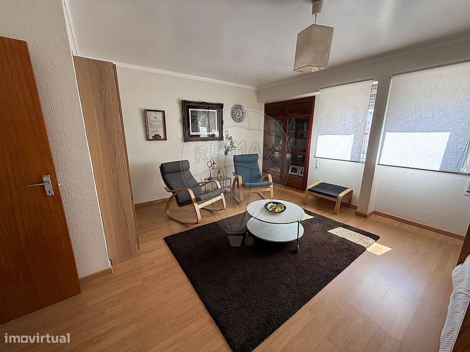 Apartamento T2 para arrendamento