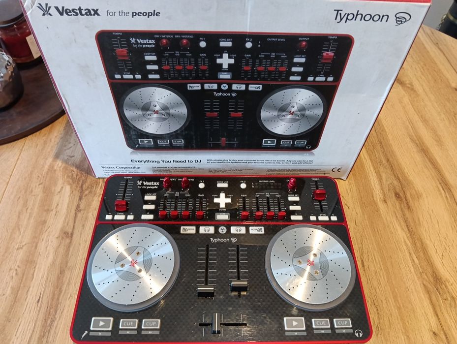 Vestax Typhoon DJ Controller
