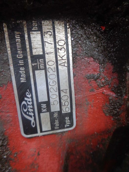 Wózek widłowy LINDE H25/H30 Most napędowy belka skrętna / części LINDE