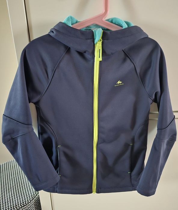 Softshell dziecięcy, Quechua r.113-122, stan idealny.