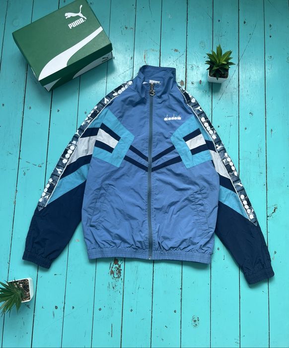 Куртка Diadora, размер М, винтажная нейлоновая ветрока Diadora