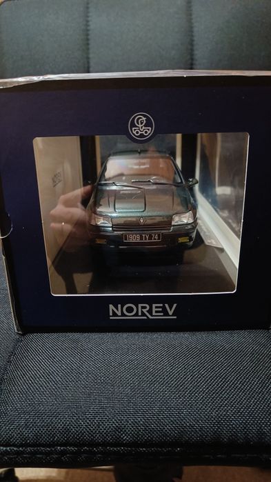 Renault Clio 16s (1:18) - Norev