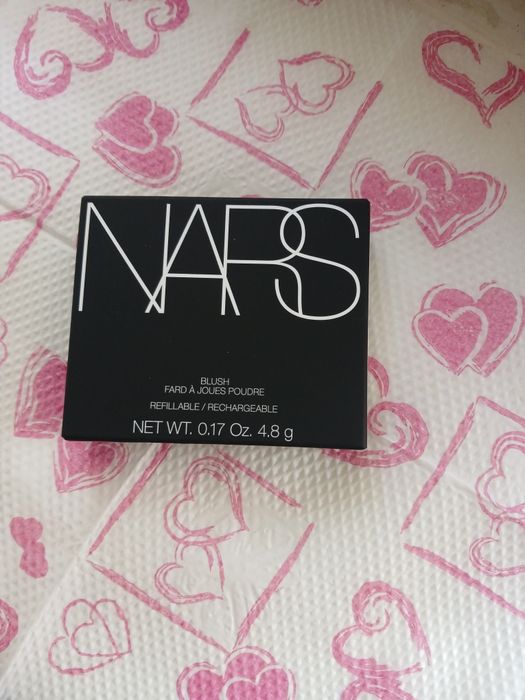 Рум'яна Nars deep throat