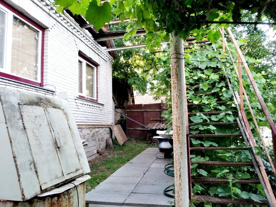 Будинок в с. Черняхів