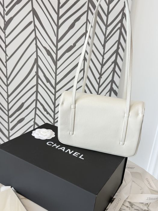 Сумка Chanel.