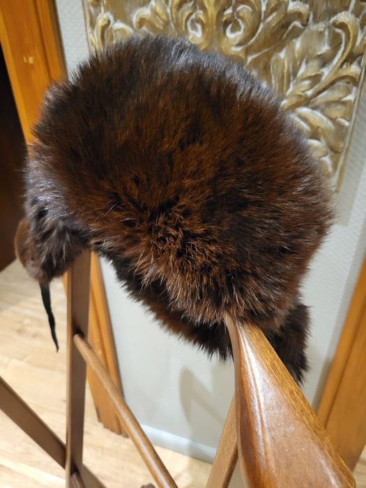 Czapka uszatka,pilotka czekoladowe futro lis nowa.