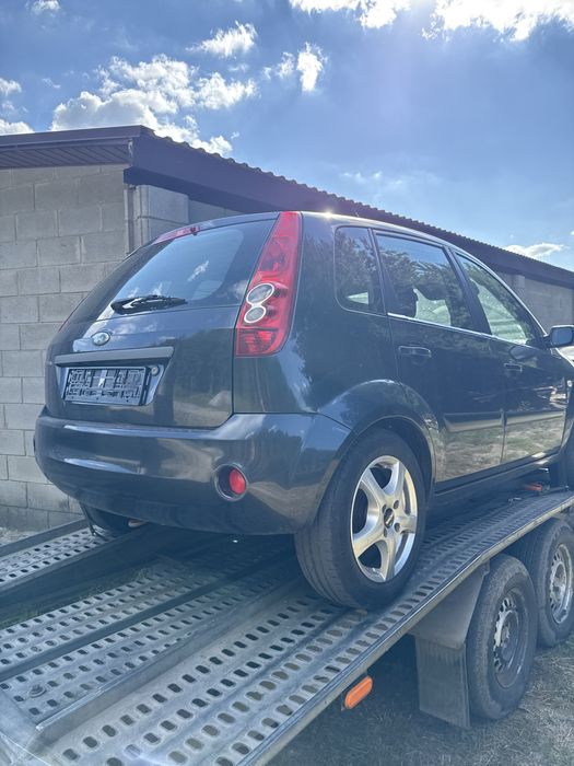 Форд Фієста мк 6  Розборка Запчастини