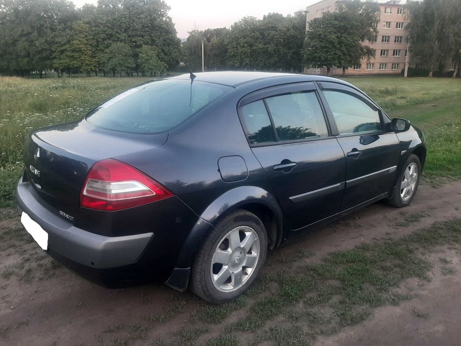 продам  автомобиль Renault Megane 2