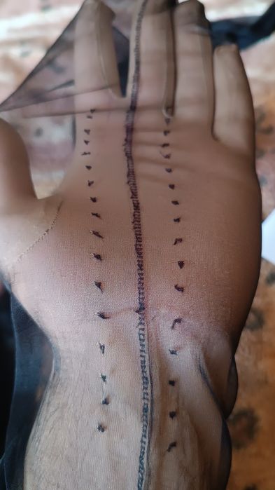 Нейлоновые чулки под пояс со швом и пяткою