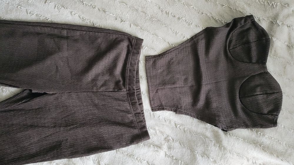 Brązowy nowy komplet top + spodnie M