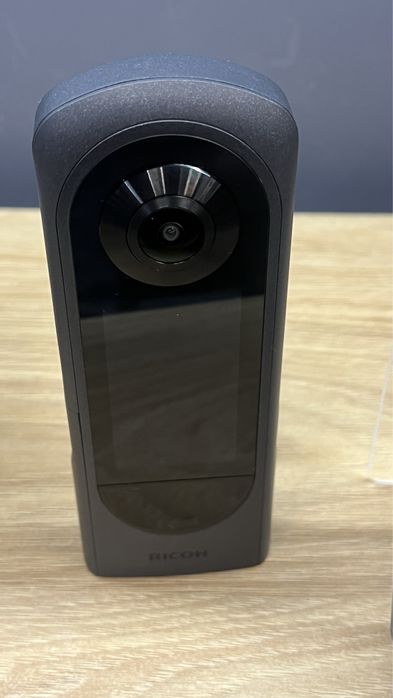 Ricoh Theta Z1 – професійна 360° камера