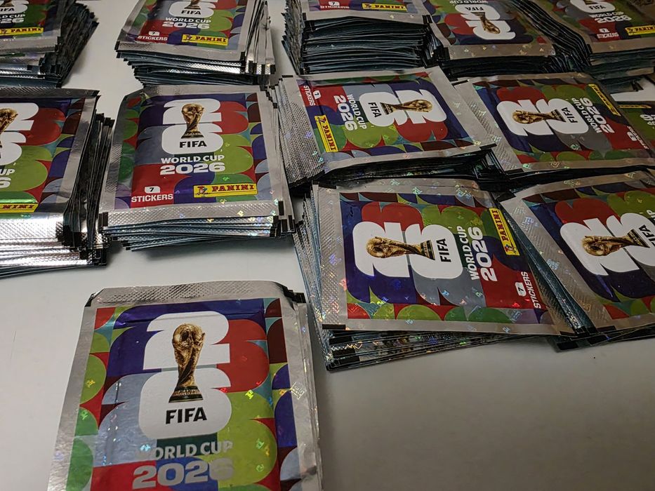 Lotes 25, 50, 75 ou 100 Saquetas do Mundial de 2026 (Panini) e Repetidos em falta