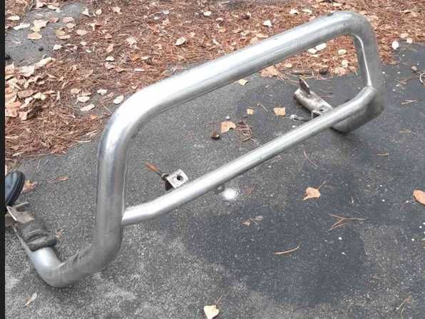 Бампер кенгурятник Универсальный