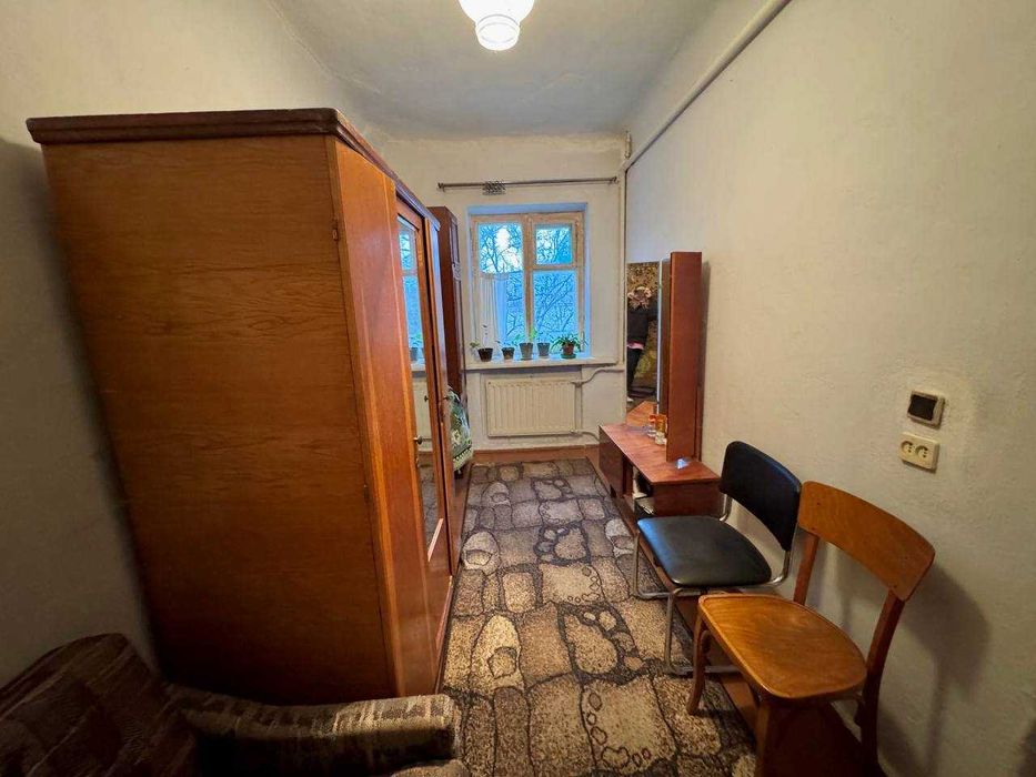 продаю частину будинку на 6й Інгульській