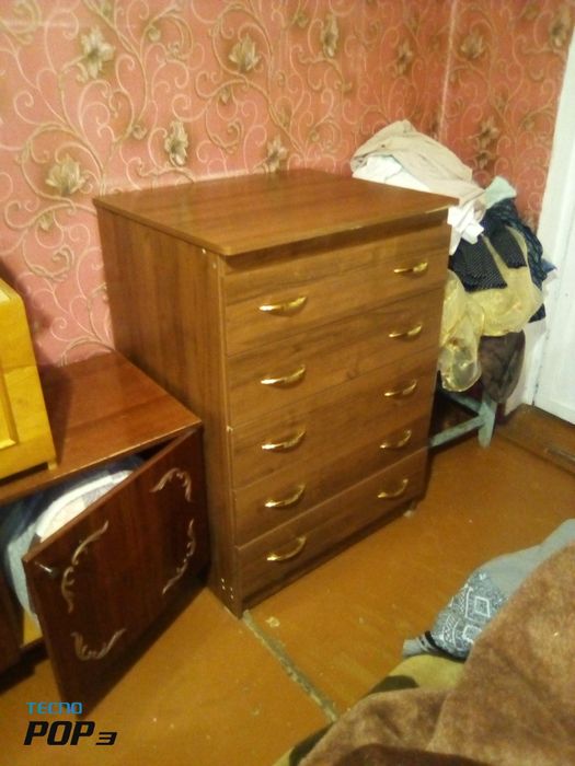 Комод великий ,комод