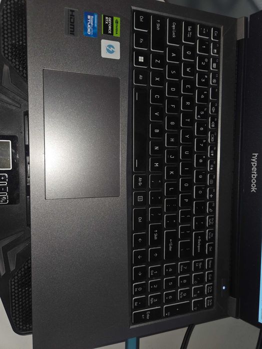 Laptop Hyperbook NP5 - Intel Core i7 - RTX4060 - 32GB RAM - 1TB NVME