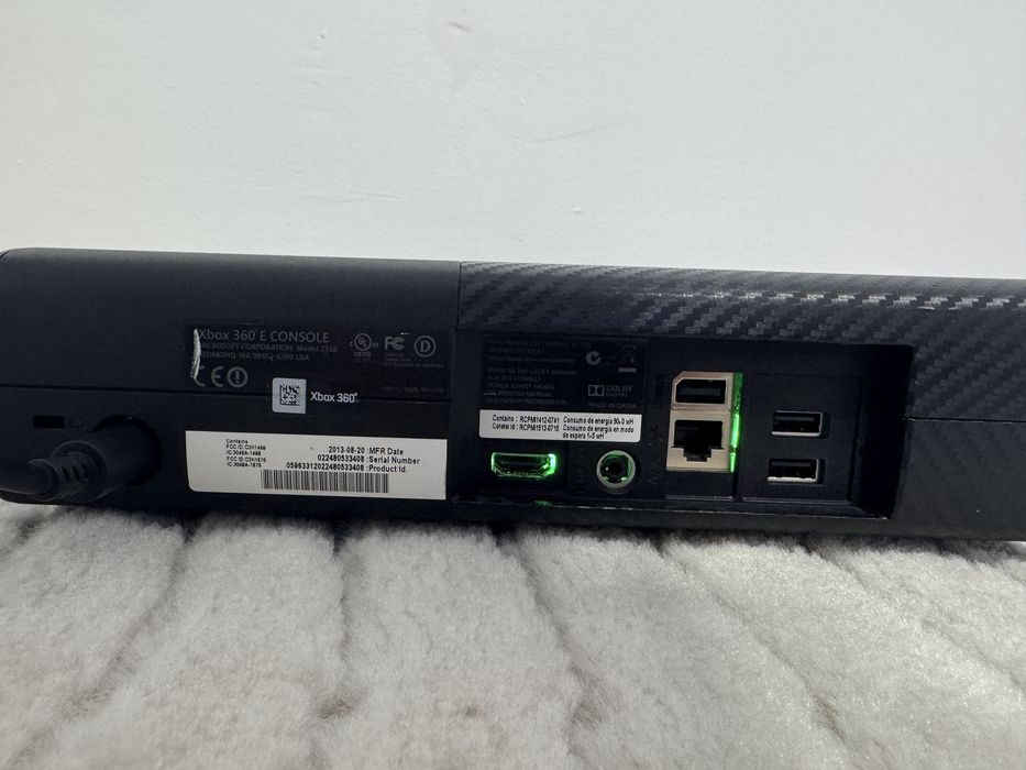 Xbox 360 slim E - 250gb z kinect i RGH