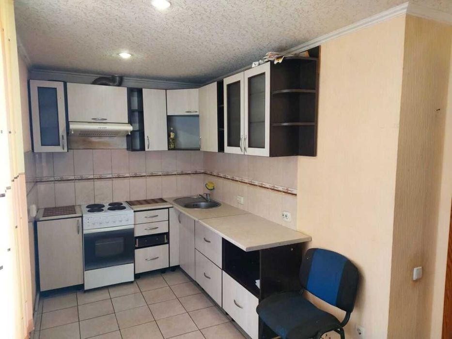 Продам 1км квартиру на  Бородинськом