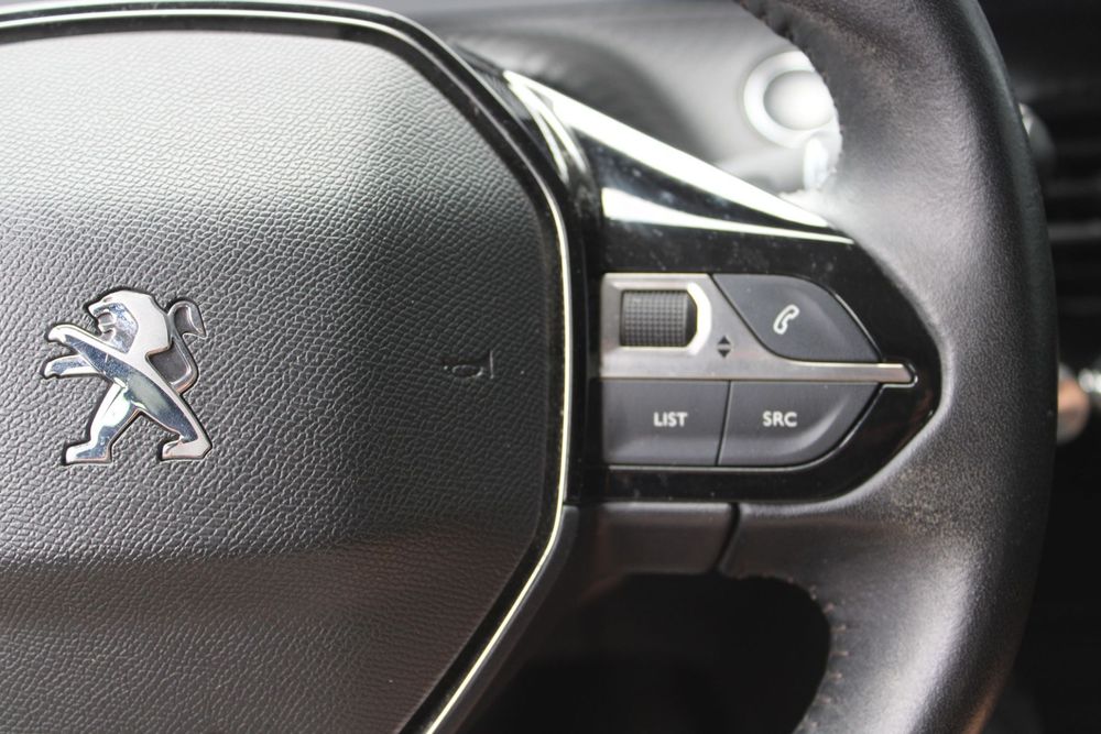 Peugeot e-208 50 kWh Active