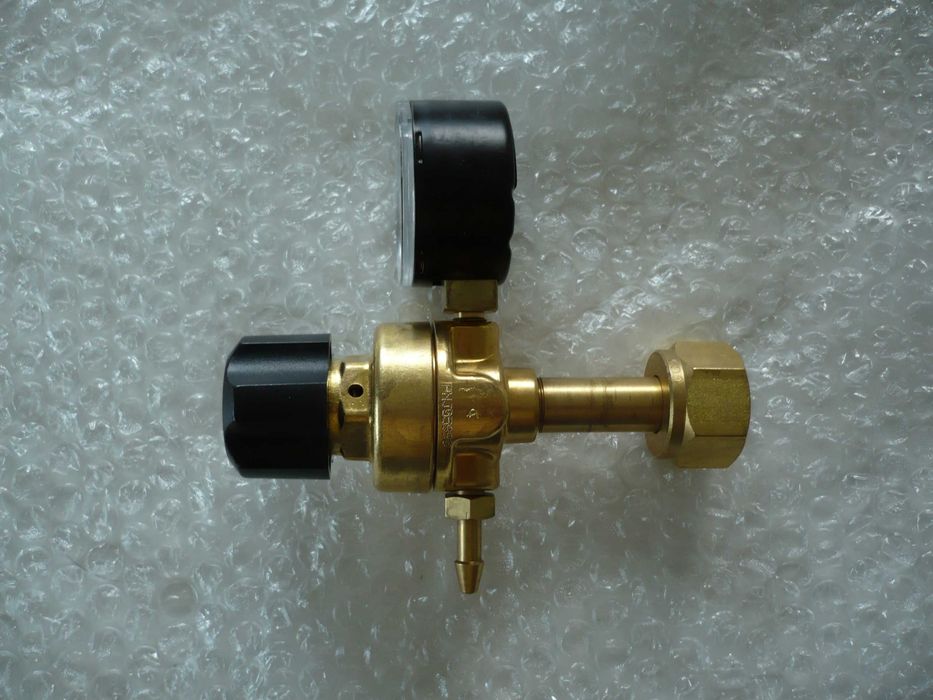 MIG MAG TIG reduktor gazu ARGON/CO2 30l/min HARRIS 230 bar