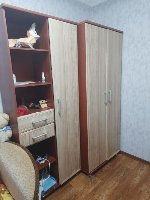 Шкафы, комод, пенал, стол, навесная полка