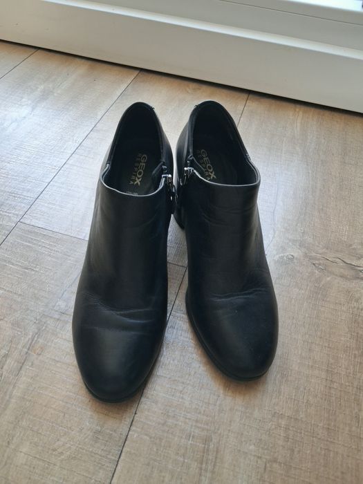 Botki Geox  rozmiar 37