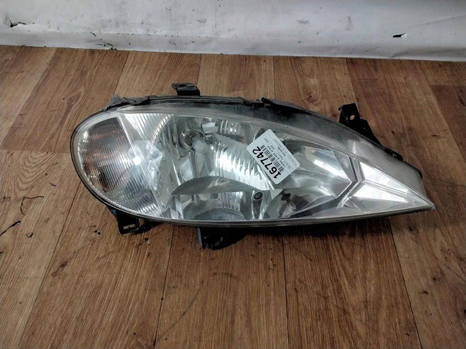 renault megane lift lampa przód prawa
