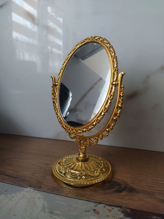 Lusterko Stojące na Toaltke do makijażu Królewskie Złote Nowe vintage