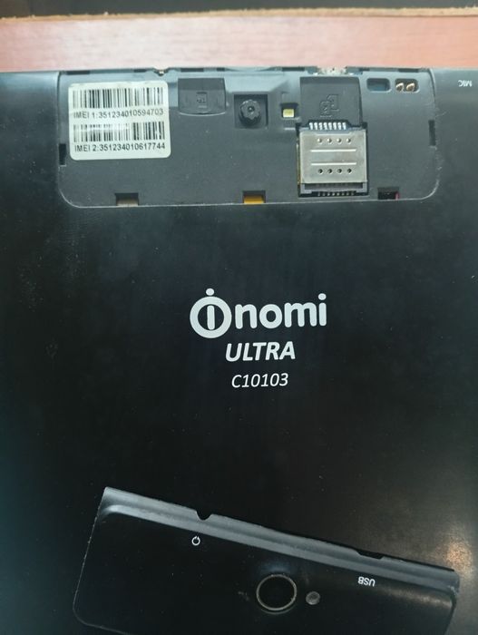 Планшетний комп'ютер  Nomi