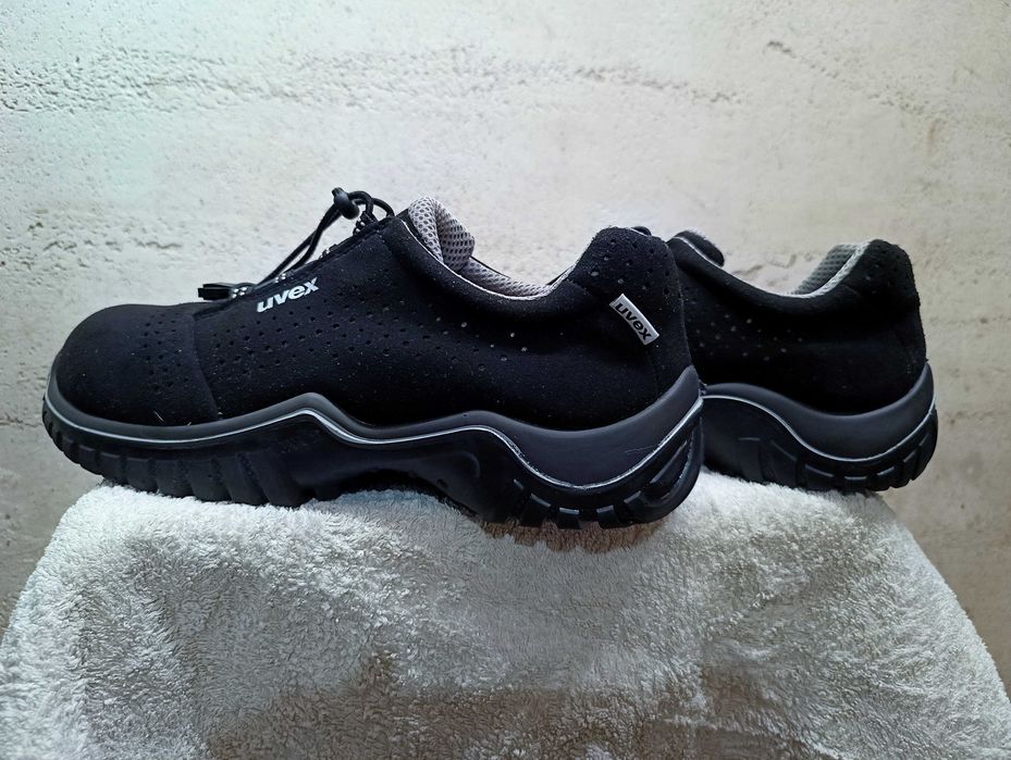 Buty robocze UVEX MOTION STYLE S1 SRC r.45 stan idealny