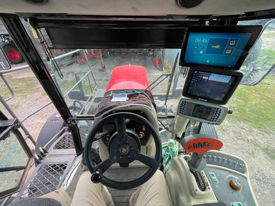 Самохідний обприскувач Massey Ferguson 9330