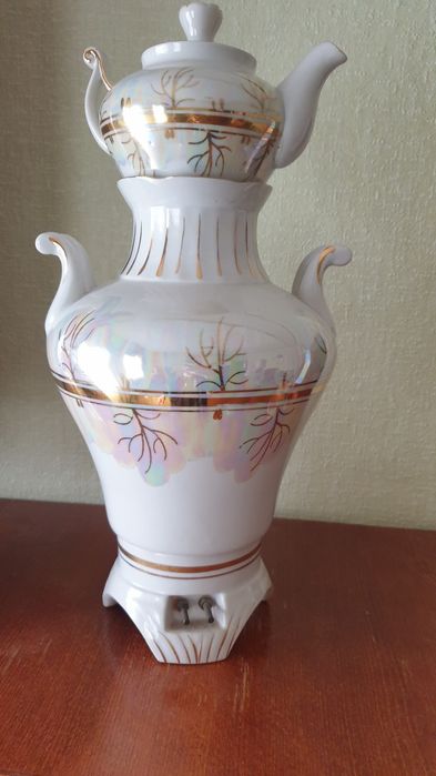 Самовар фарфоровый