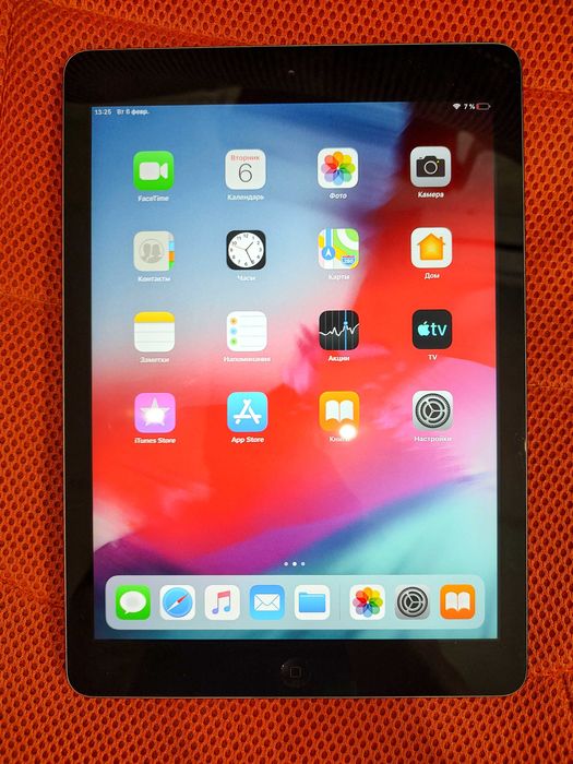 Apple iPad Air 1 покол. A1475 32GB, Wi-Fi, 9.7"+кабель +чехол айпад