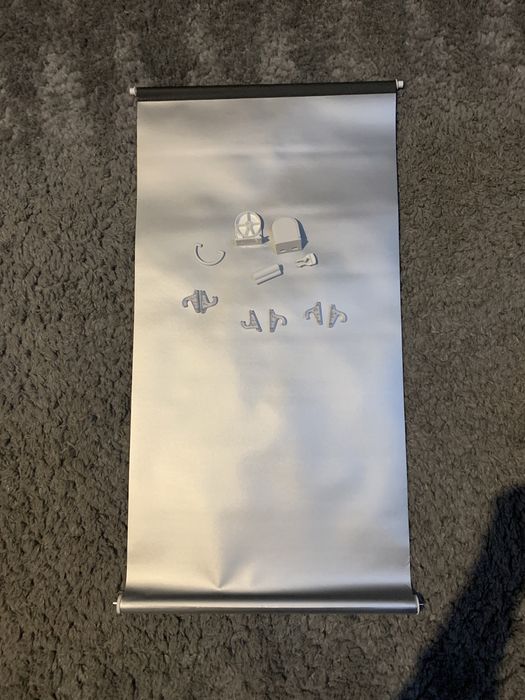 Сонцезахисна шторка на мансардне вікно 40х60 см