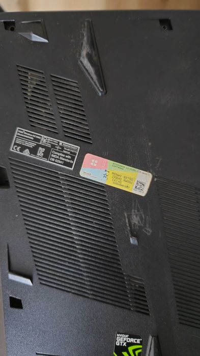 LAPTOP MSI GL73 i7-8750H/16GB/480+1TB/Win11X GTX1050