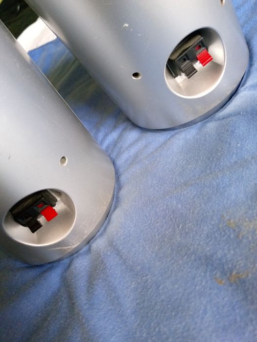 LG Колонки 8 Om 140 W