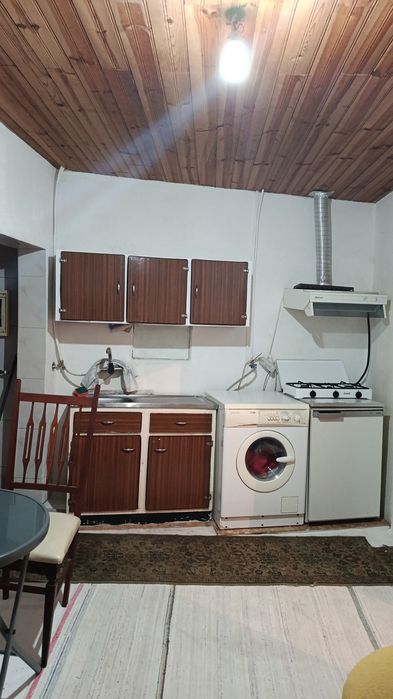 Apartamento para arrendar. T1 em Canas de Senhorim