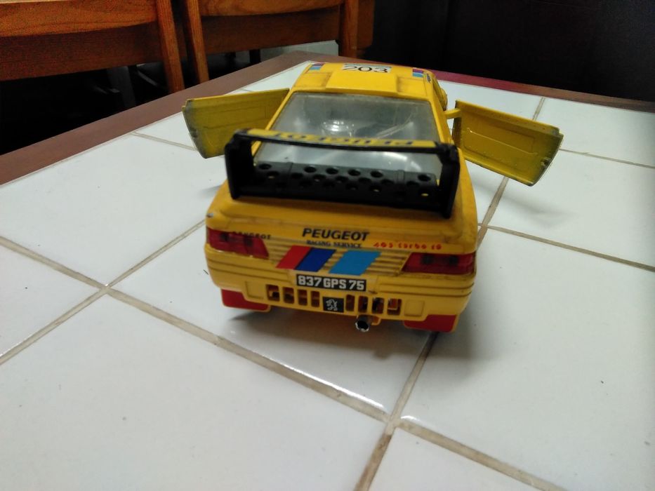 Burago - Peugeot 405 T 16 - 1/24