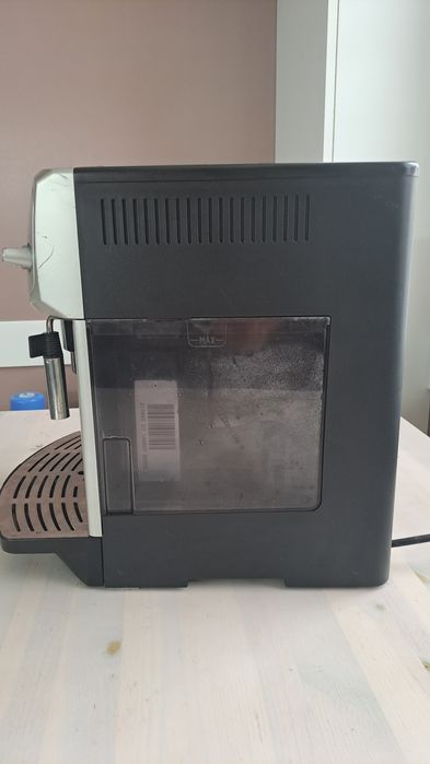 Кавомашина Delonghi Caffe Venezia.
