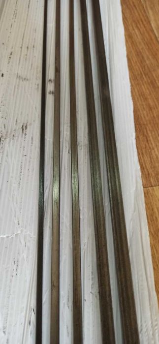 Є в наявності рівна шпонночка