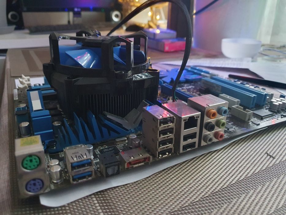 Материнська плата Asus p7p55d-e lx+intel core i3 550