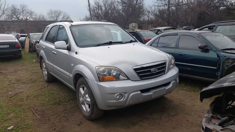 Разбираем KIA SORENTO 2.5TD
