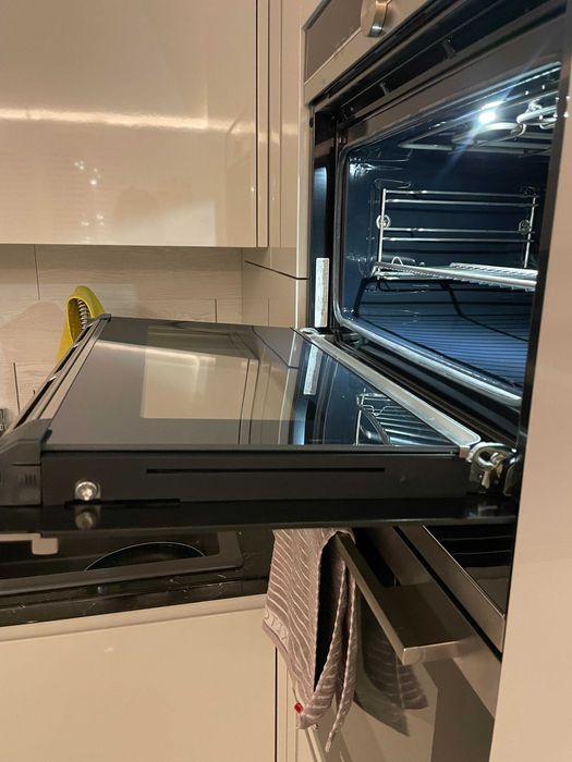 Piekarnik do zabudowy z funkcją pary  SIEMENS CS636GB.1