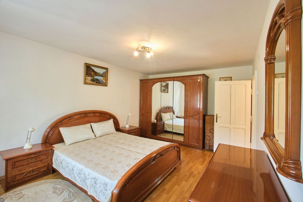 Будинок у Карпатах