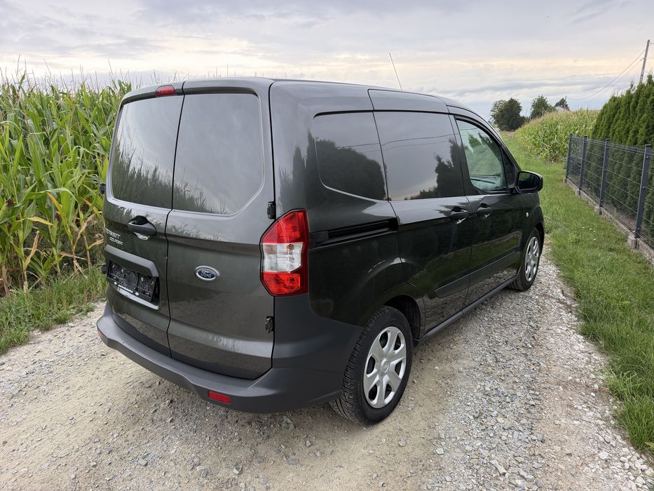 Ford Transit Courier