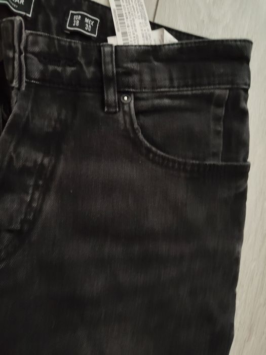 Spodnie czarne Pull &Bear - rozm.S/M