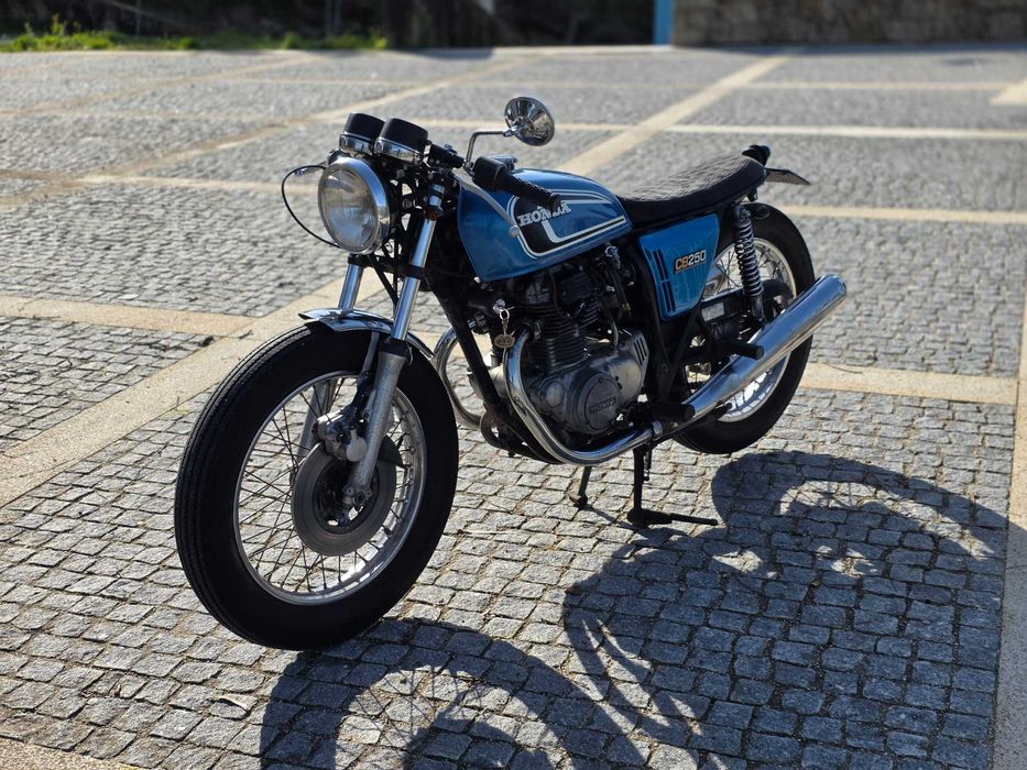 Honda CB 250g 1975