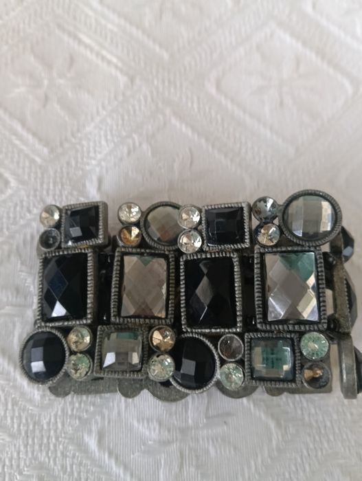 Colares, anéis, pulseiras ,escrava antigos