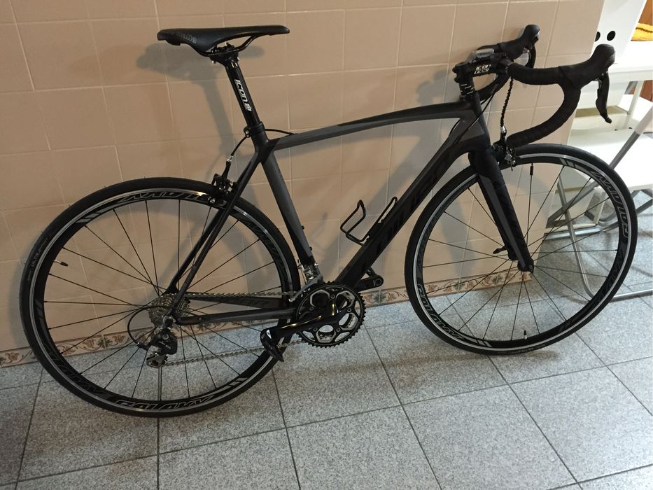 Coluer Radar CR Carbono 2015 – Excelente estado – Oportunidade